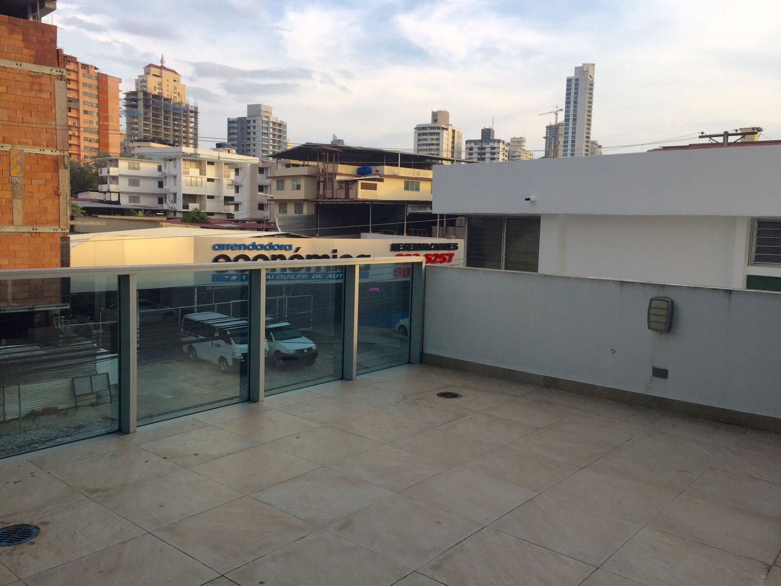 VIP Housing | Bienes Raices y Relocation