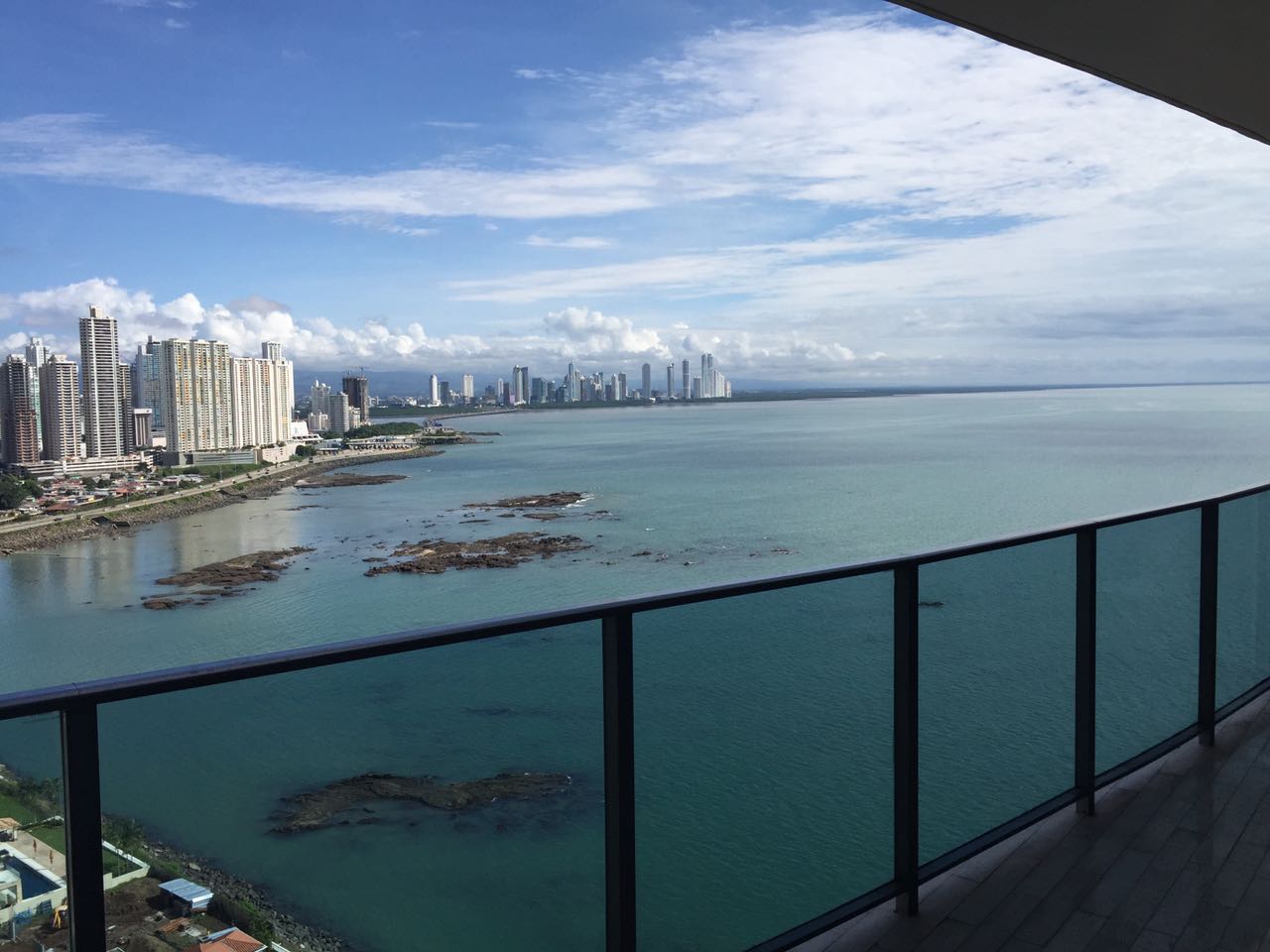 VIP Housing | Bienes Raices y Relocation