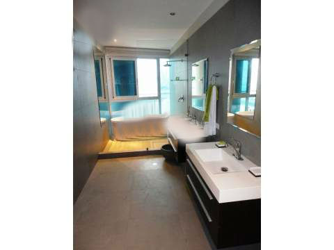 VIP Housing | Bienes Raices y Relocation