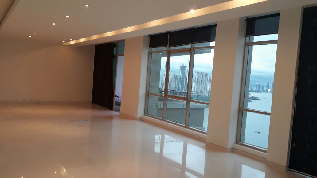 VIP Housing | Bienes Raices y Relocation