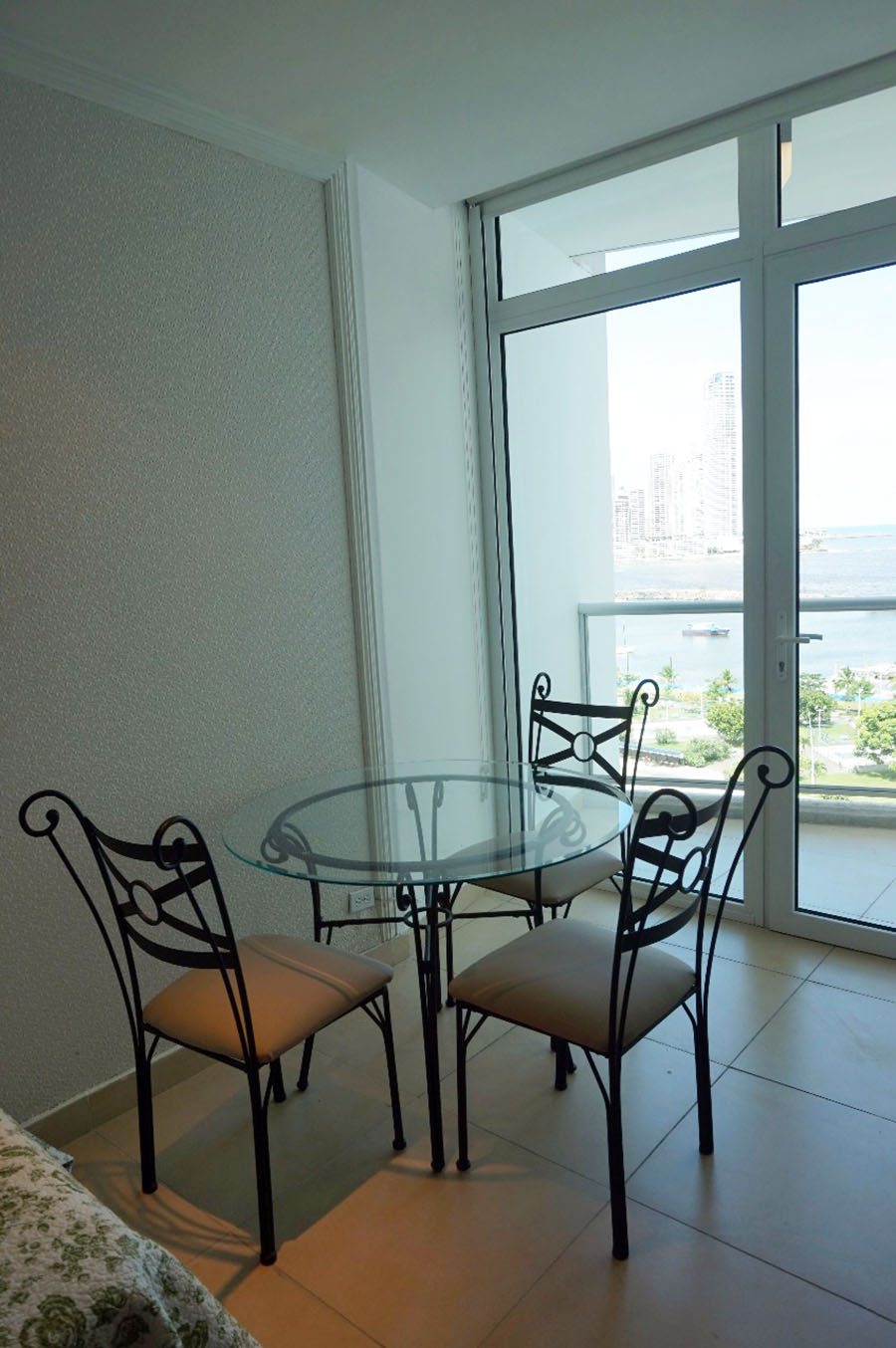 VIP Housing | Bienes Raices y Relocation