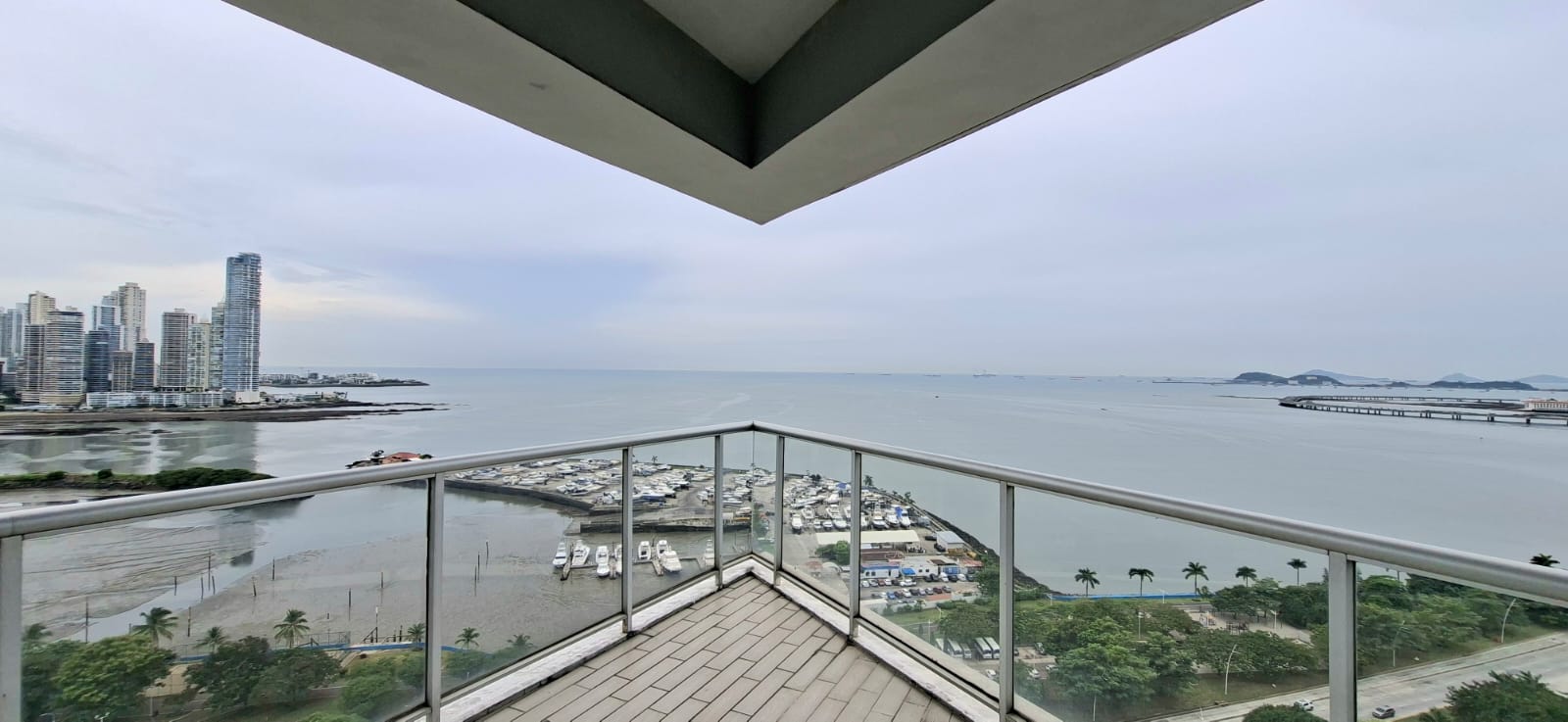 VIP Housing | Bienes Raices y Relocation