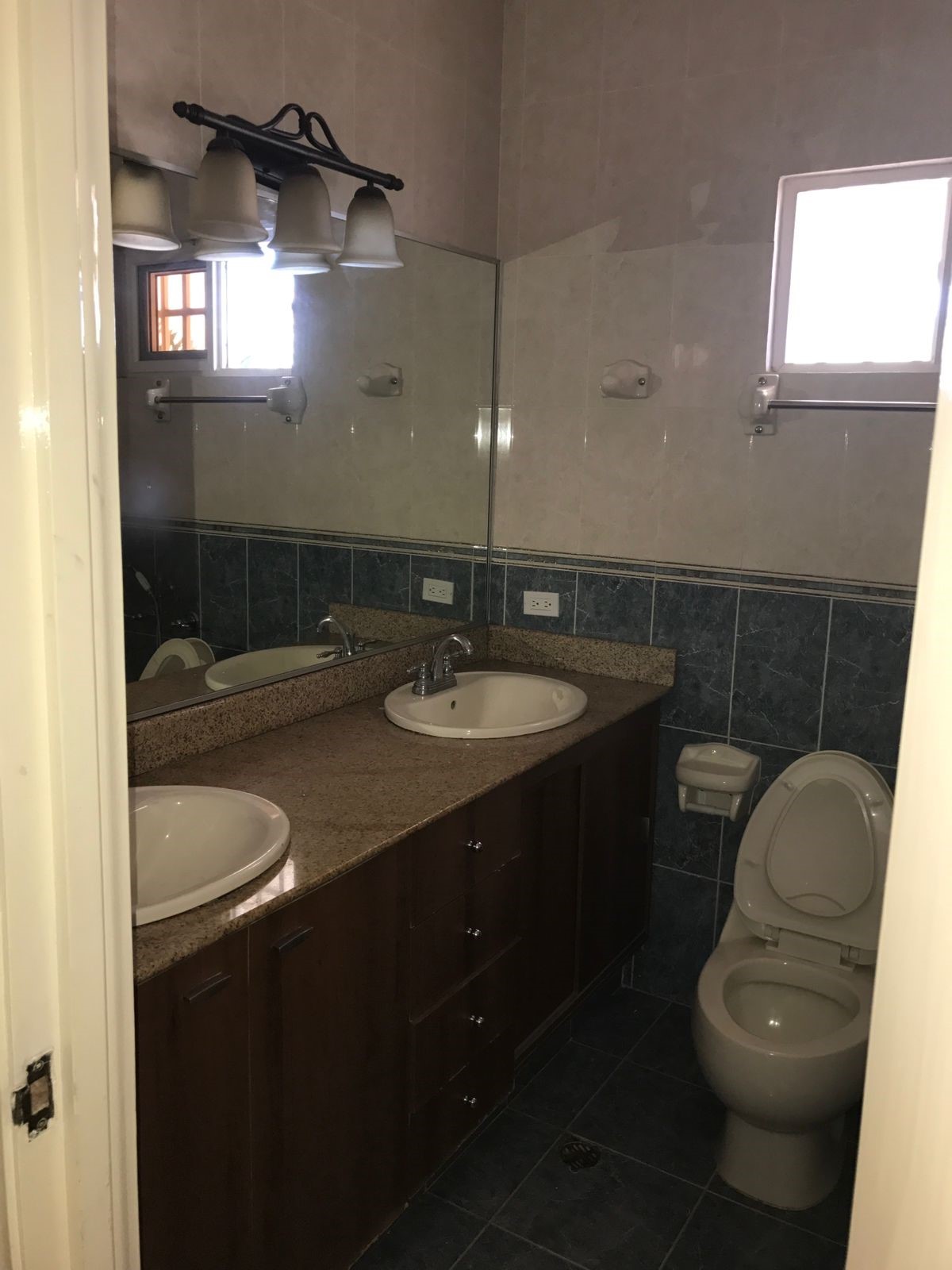 VIP Housing | Bienes Raices y Relocation