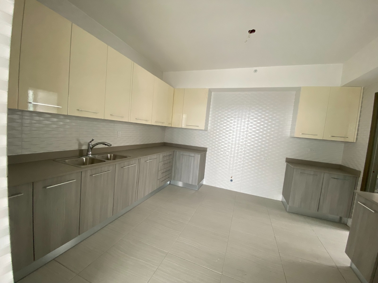 VIP Housing | Bienes Raices y Relocation