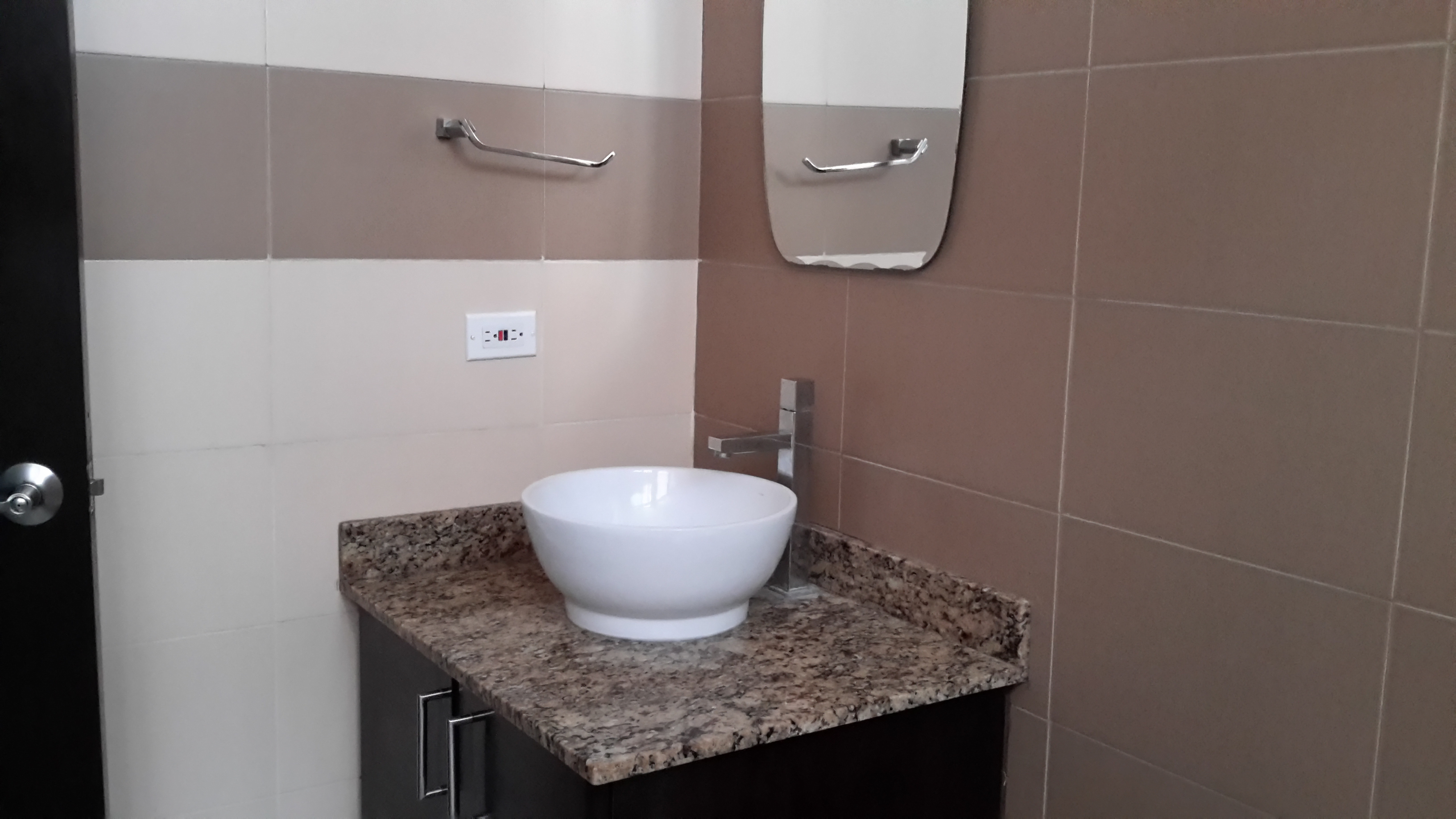 VIP Housing | Bienes Raices y Relocation