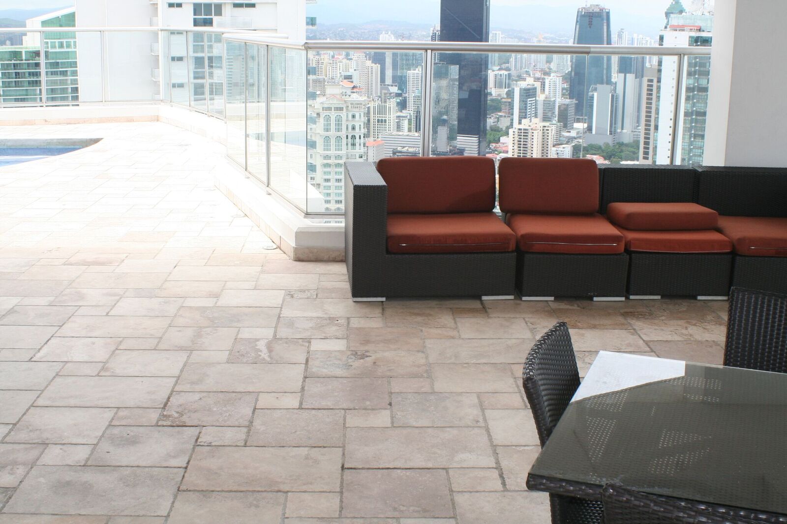 VIP Housing | Bienes Raices y Relocation