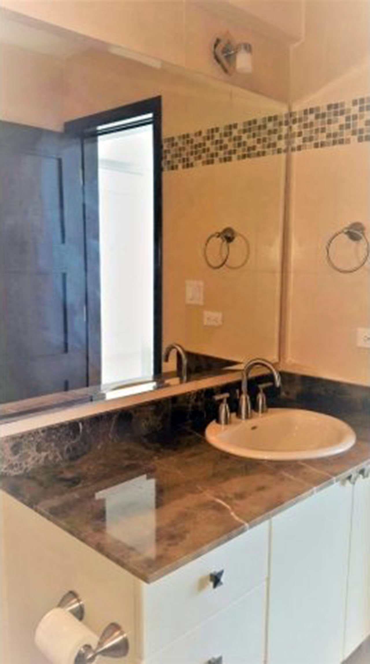 VIP Housing | Bienes Raices y Relocation