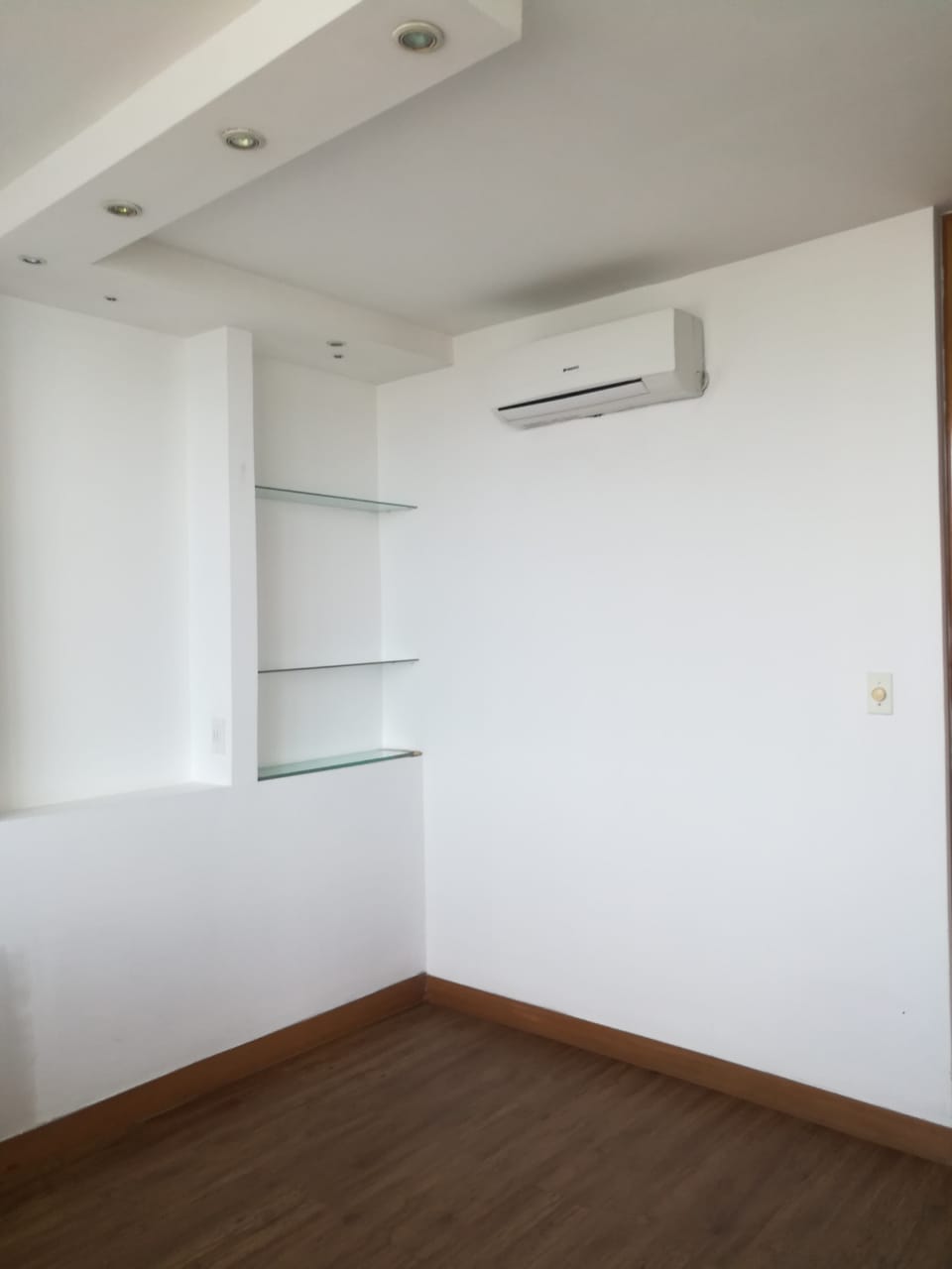 VIP Housing | Bienes Raices y Relocation