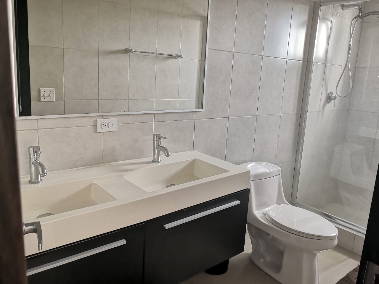 VIP Housing | Bienes Raices y Relocation