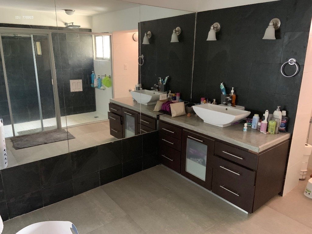 VIP Housing | Bienes Raices y Relocation