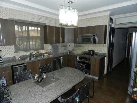 VIP Housing | Bienes Raices y Relocation