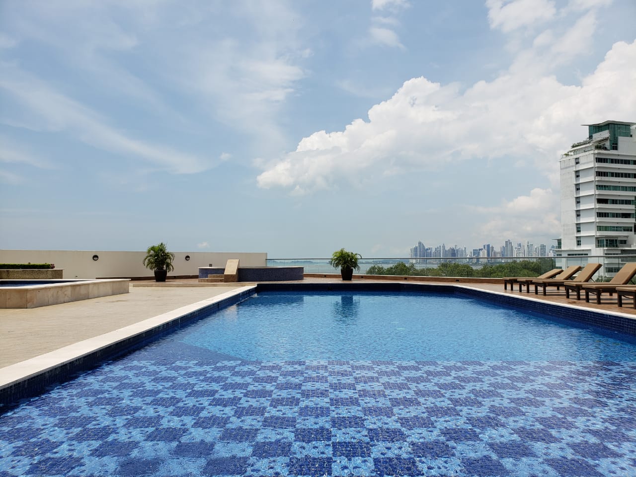 VIP Housing | Bienes Raices y Relocation