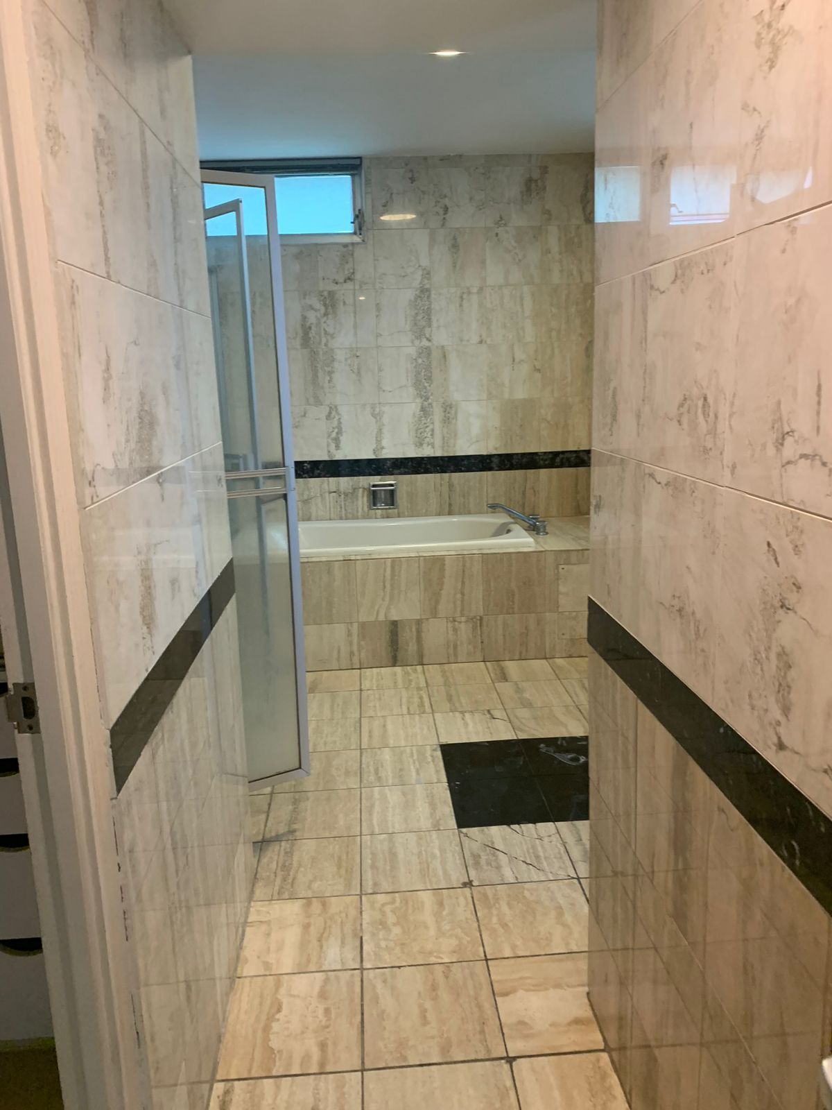 VIP Housing | Bienes Raices y Relocation