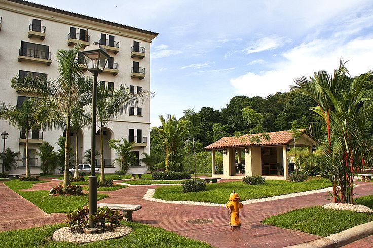 VIP Housing | Bienes Raices y Relocation