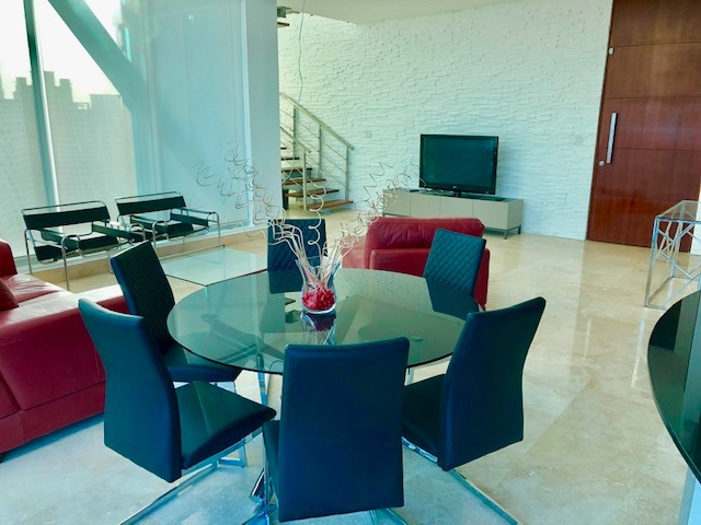 VIP Housing | Bienes Raices y Relocation