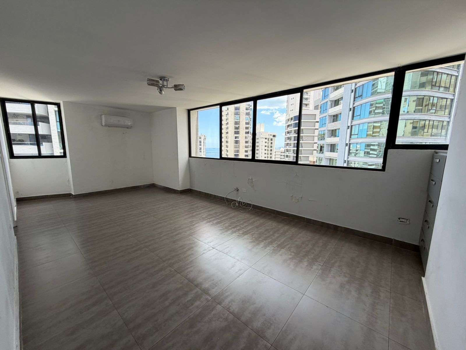 VIP Housing | Bienes Raices y Relocation