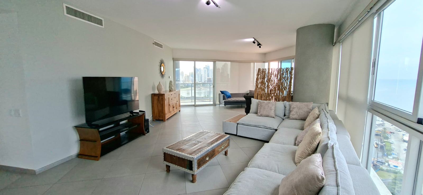 VIP Housing | Bienes Raices y Relocation