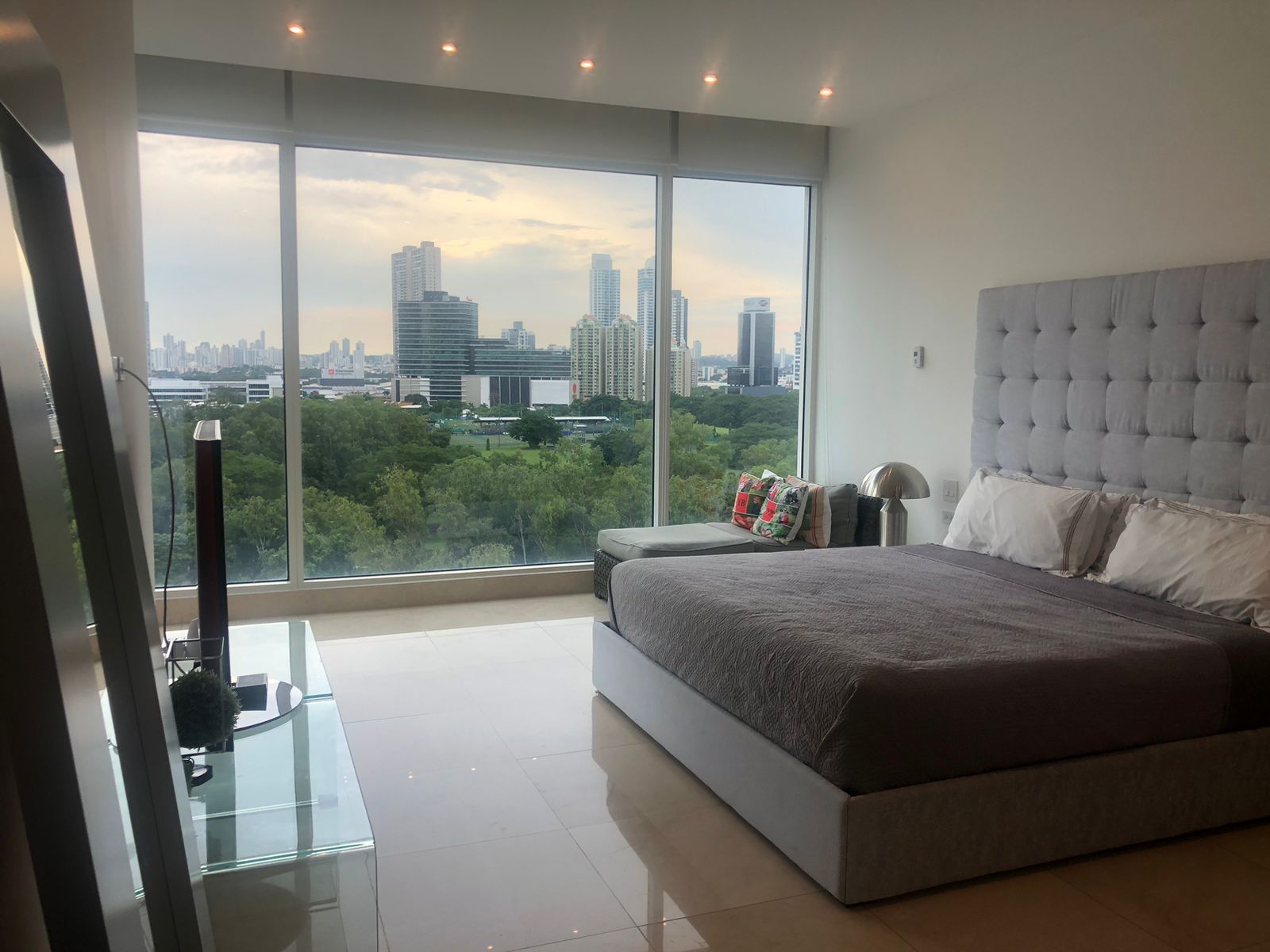 VIP Housing | Bienes Raices y Relocation