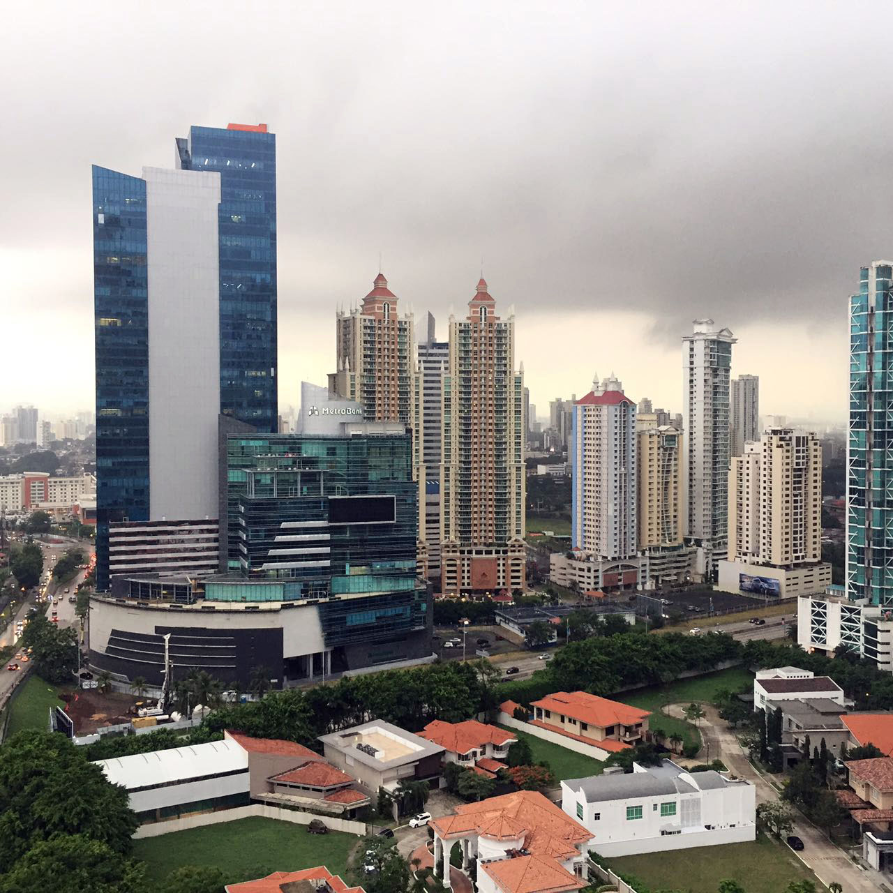 VIP Housing | Bienes Raices y Relocation