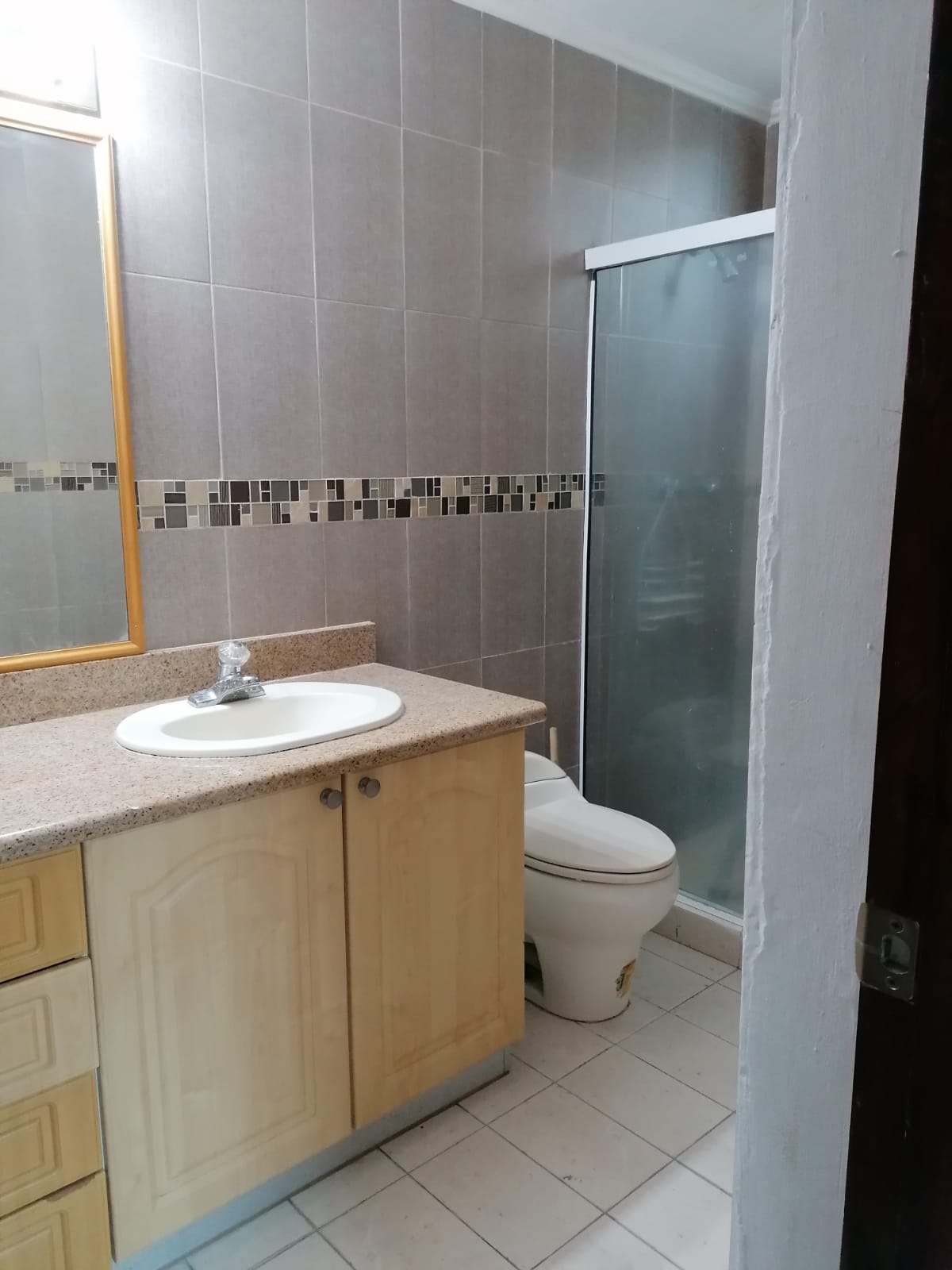 VIP Housing | Bienes Raices y Relocation