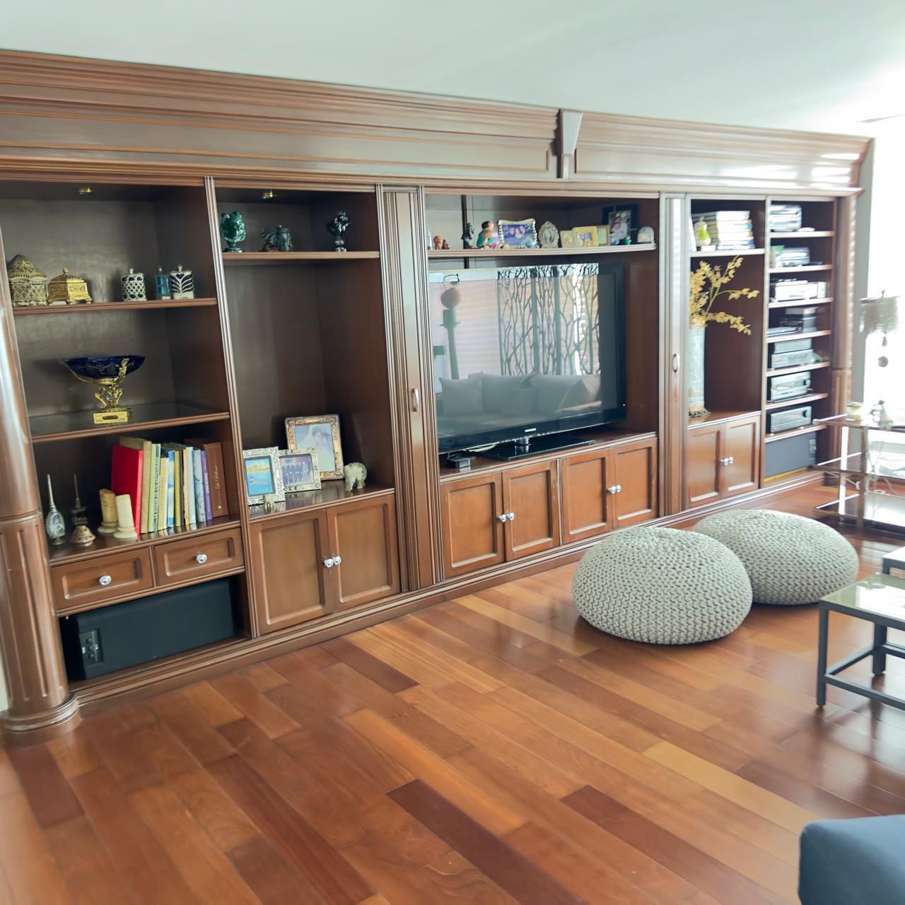 VIP Housing | Bienes Raices y Relocation