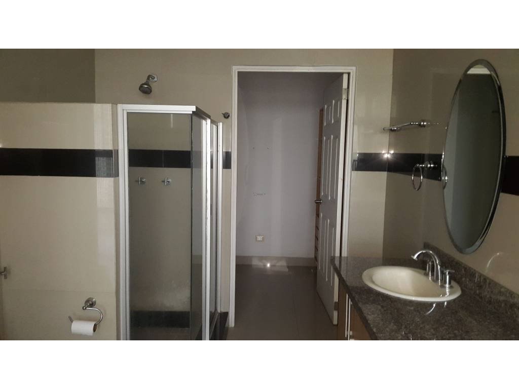 VIP Housing | Bienes Raices y Relocation