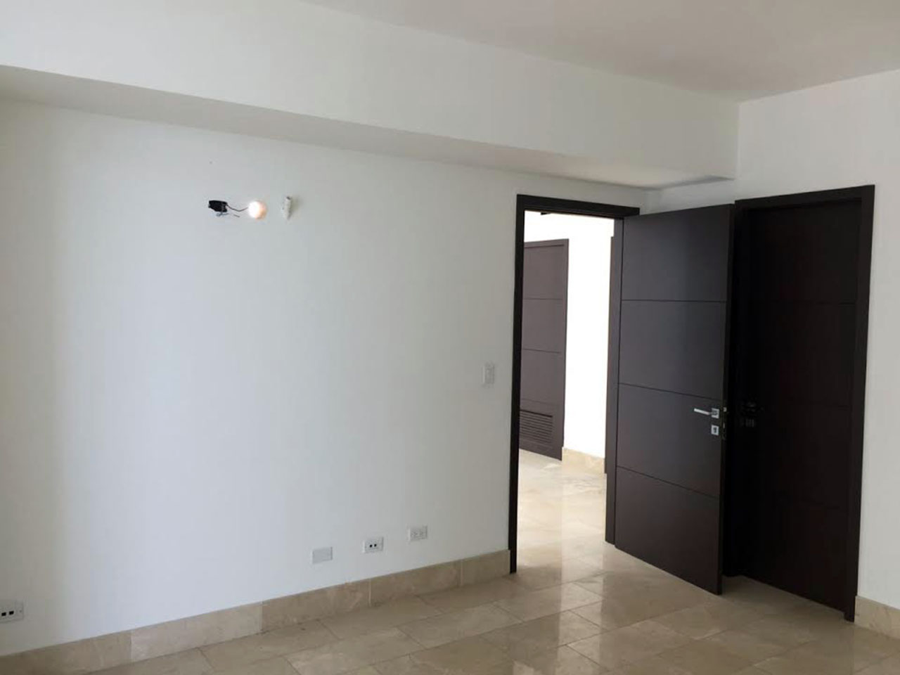 VIP Housing | Bienes Raices y Relocation