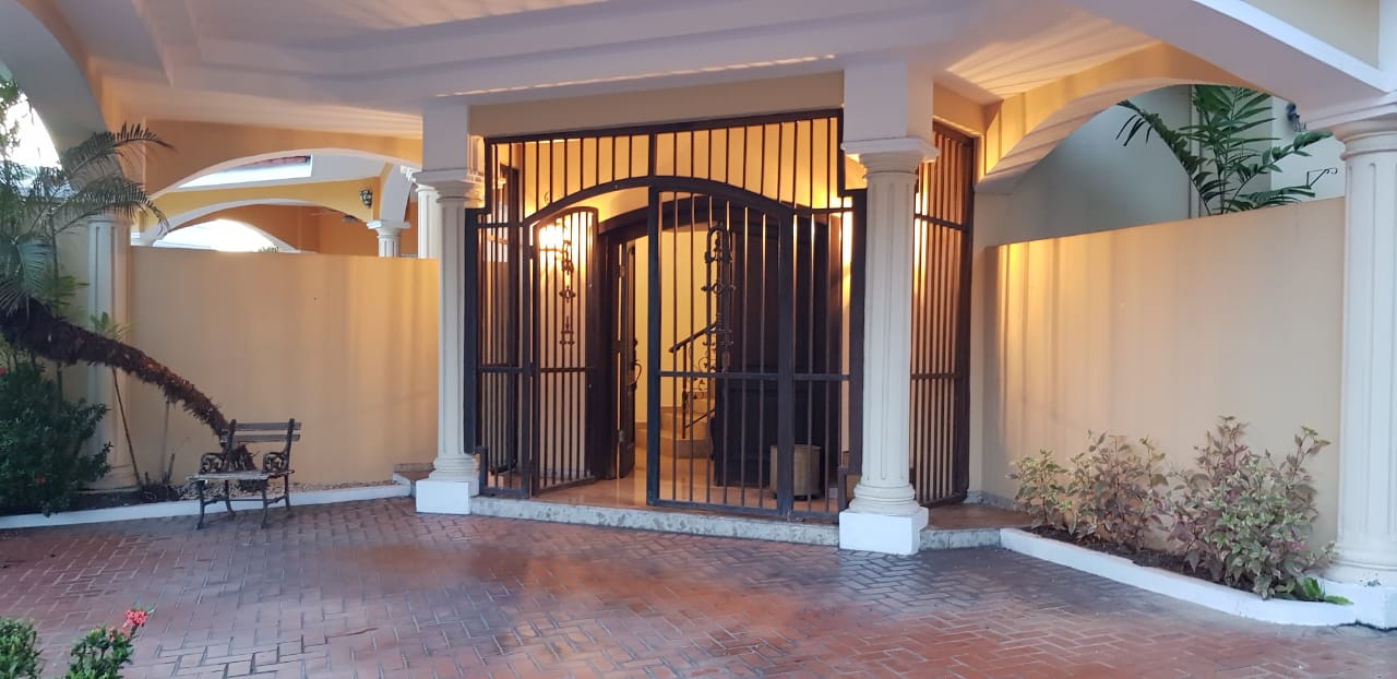 VIP Housing | Bienes Raices y Relocation