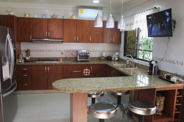 VIP Housing | Bienes Raices y Relocation