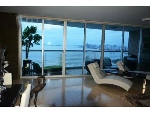 VIP Housing | Bienes Raices y Relocation