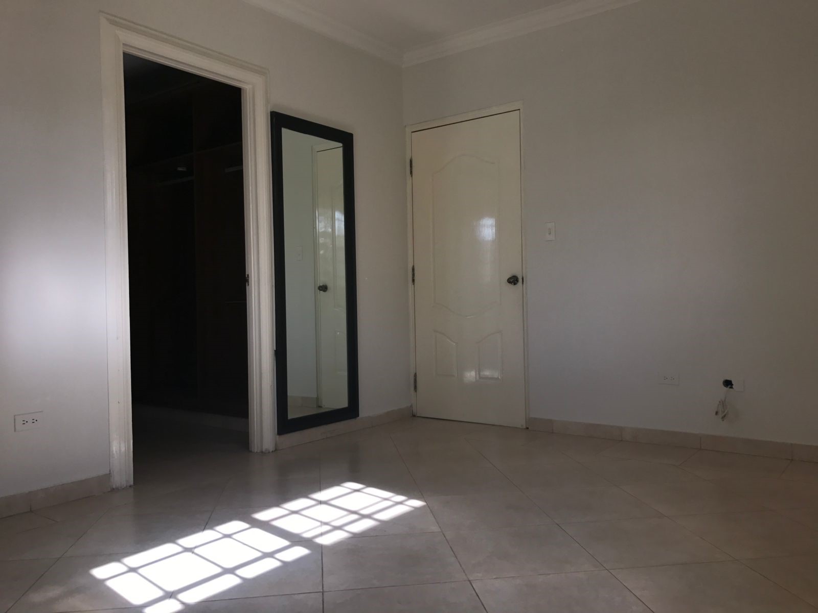 VIP Housing | Bienes Raices y Relocation