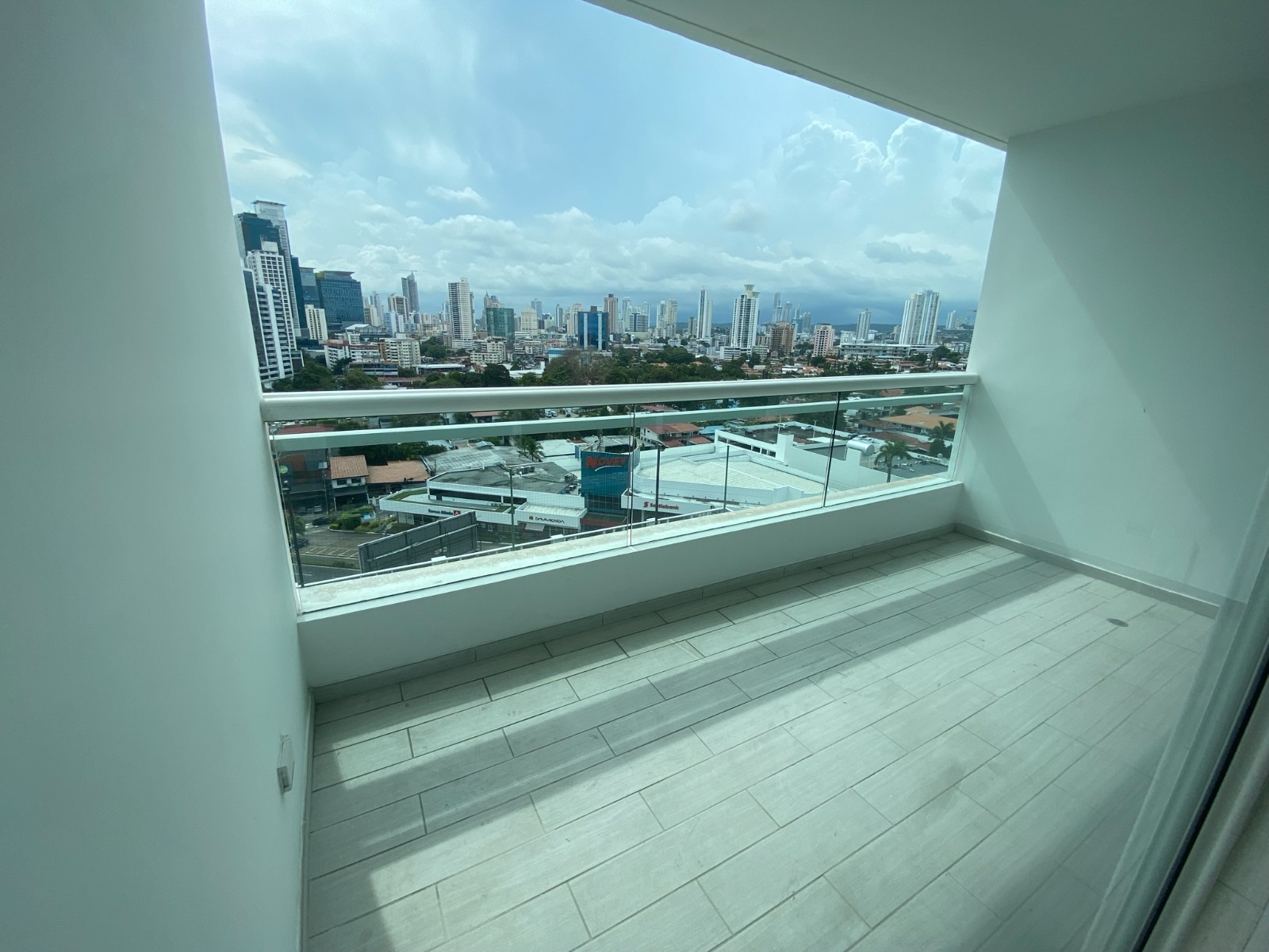 VIP Housing | Bienes Raices y Relocation