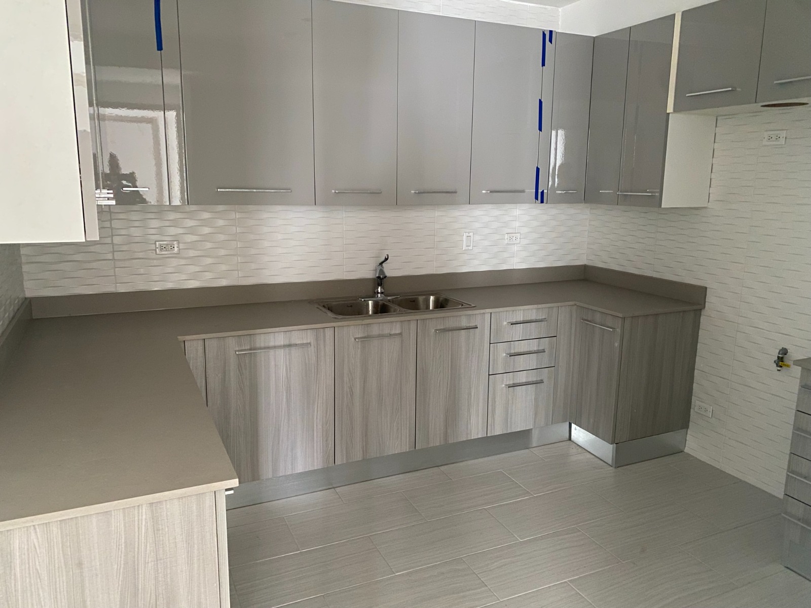 VIP Housing | Bienes Raices y Relocation