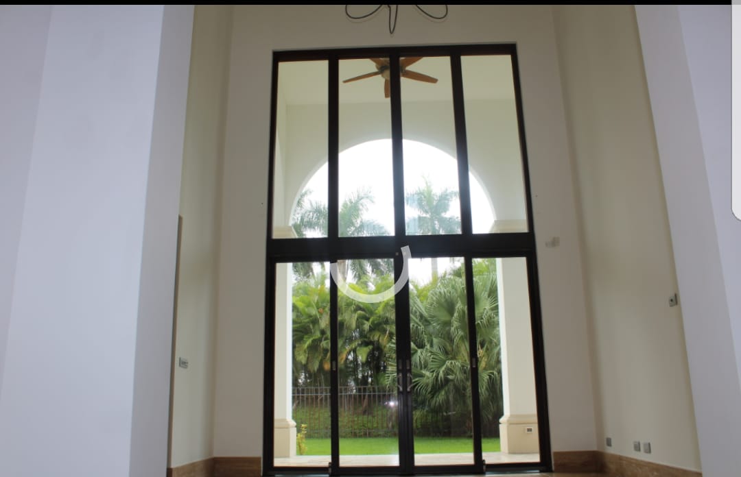 VIP Housing | Bienes Raices y Relocation