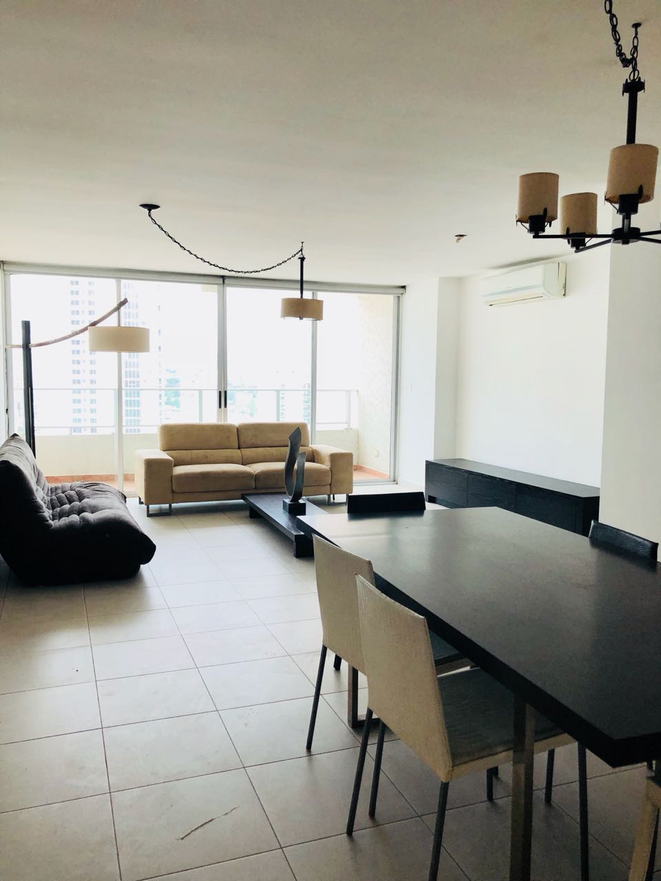 VIP Housing | Bienes Raices y Relocation