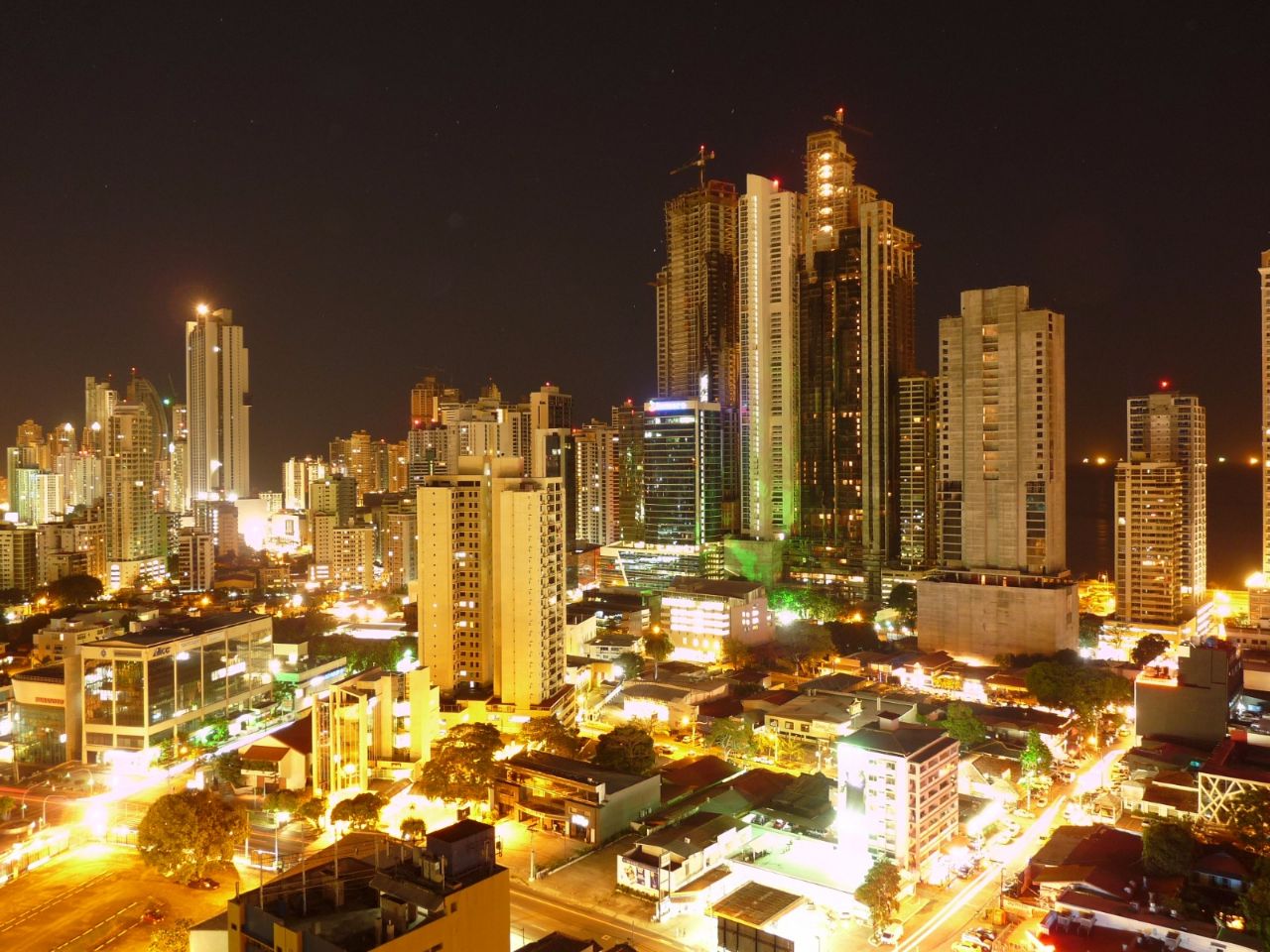VIP Housing | Bienes Raices y Relocation