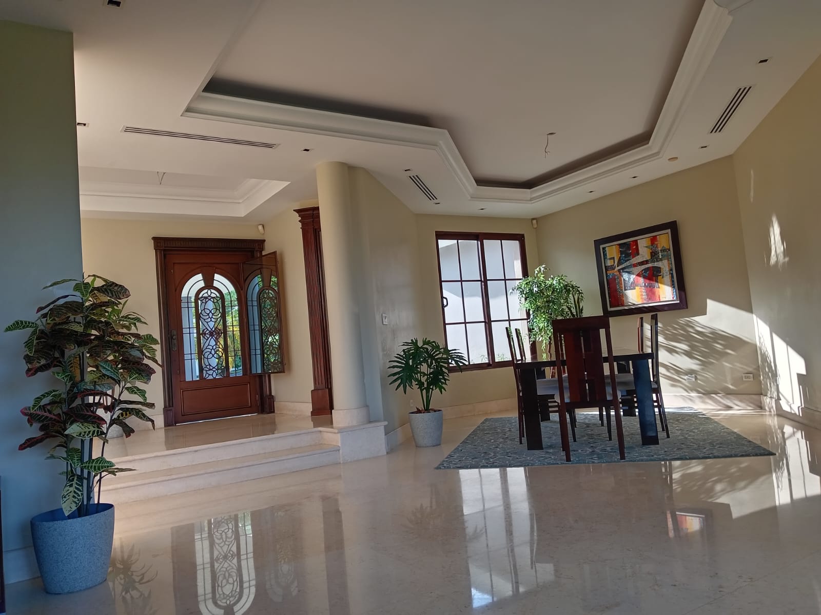 VIP Housing | Bienes Raices y Relocation