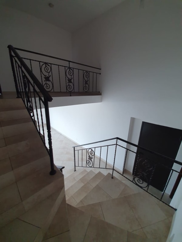 VIP Housing | Bienes Raices y Relocation