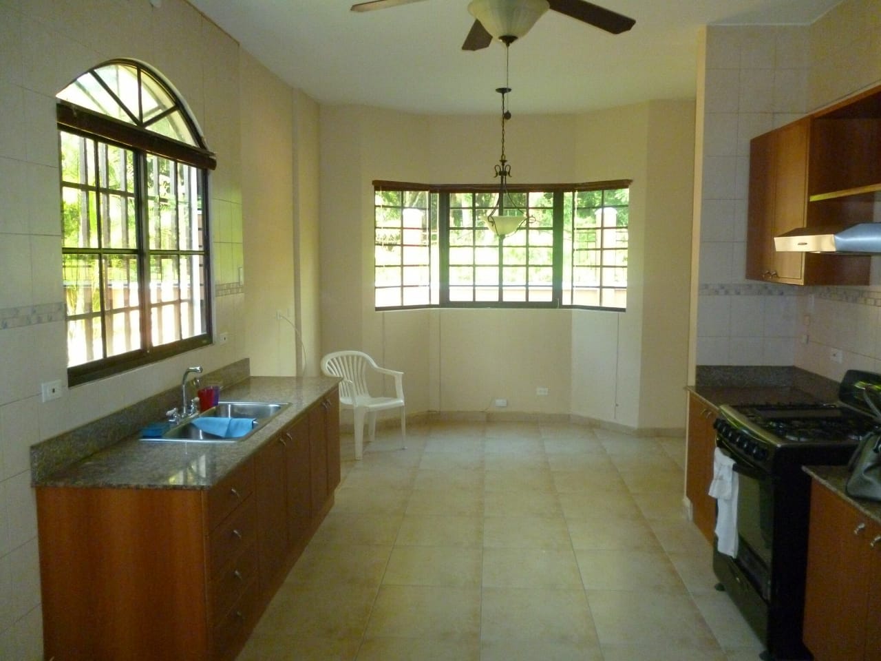 VIP Housing | Bienes Raices y Relocation