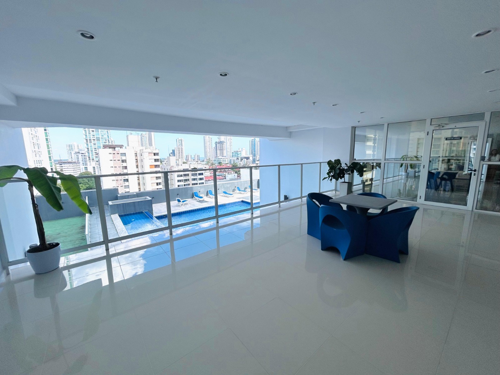 VIP Housing | Bienes Raices y Relocation