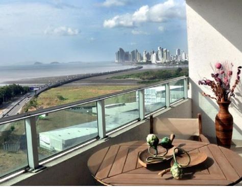 VIP Housing | Bienes Raices y Relocation