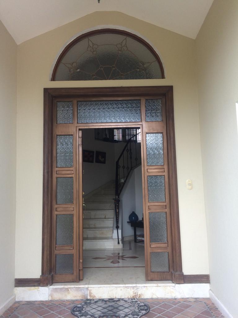VIP Housing | Bienes Raices y Relocation