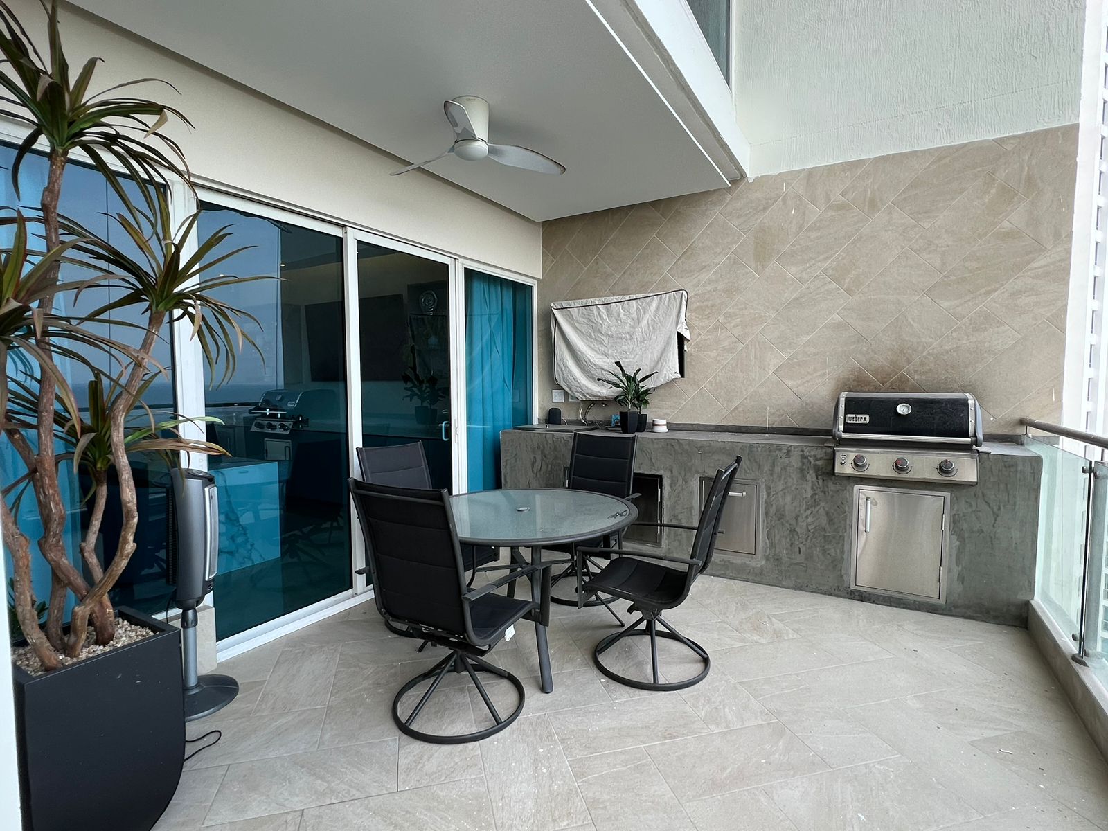VIP Housing | Bienes Raices y Relocation