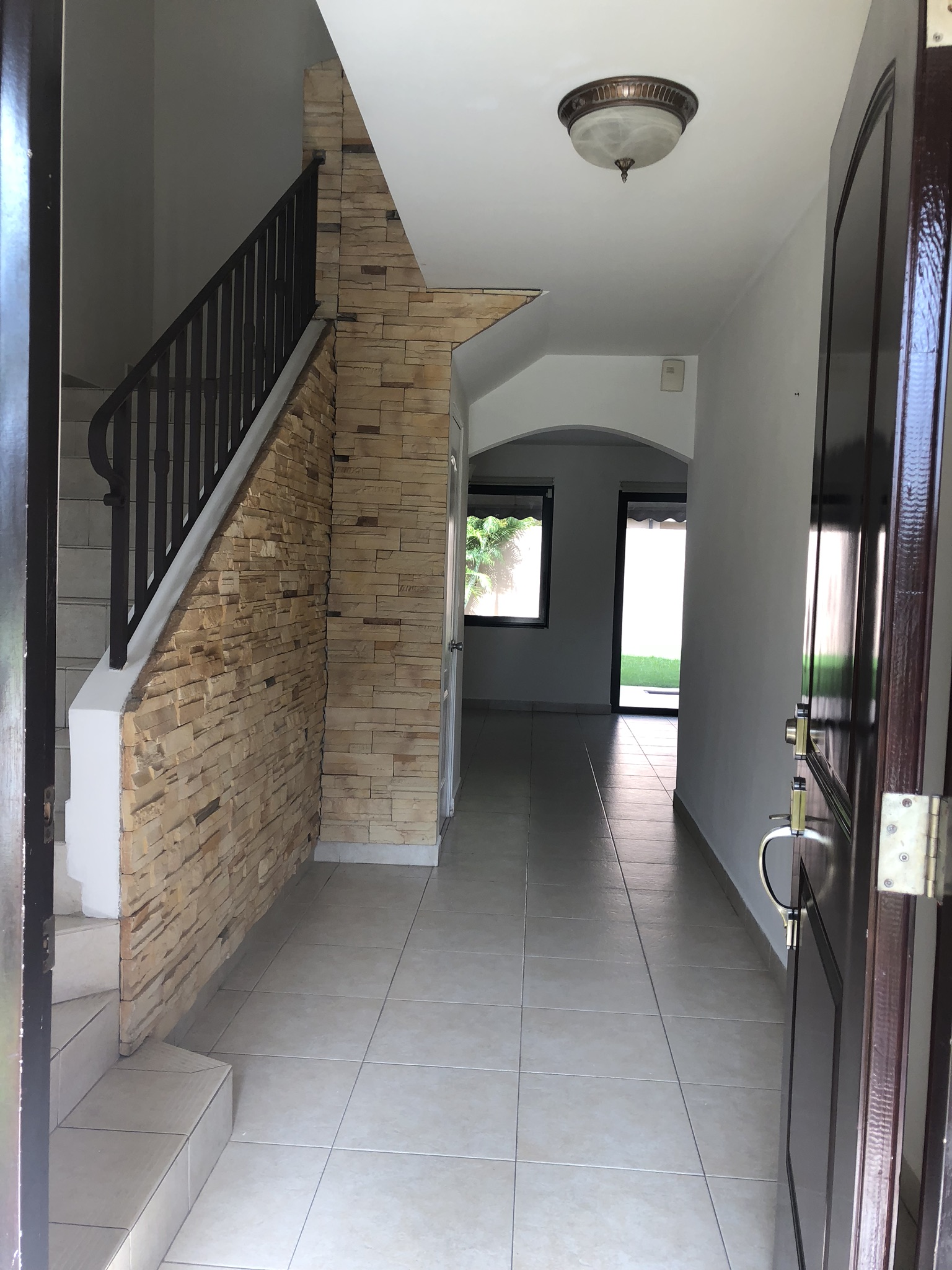 VIP Housing | Bienes Raices y Relocation