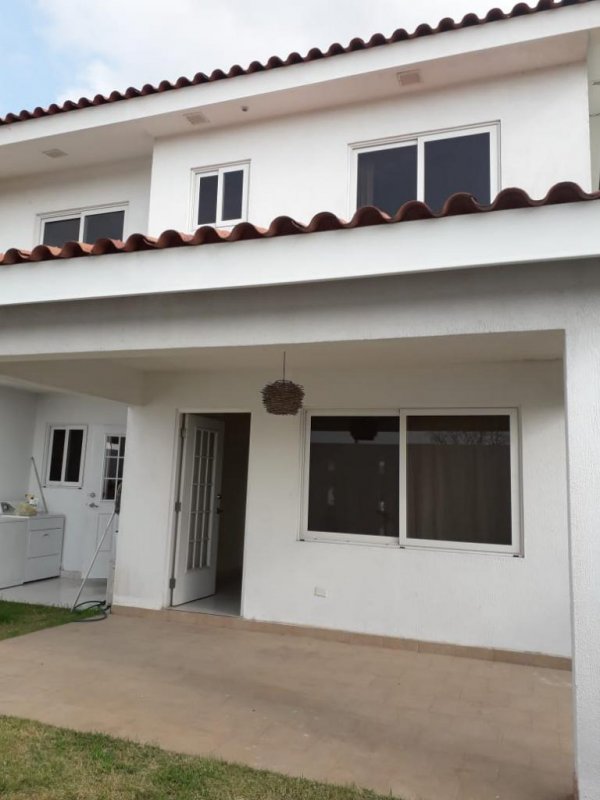 VIP Housing | Bienes Raices y Relocation