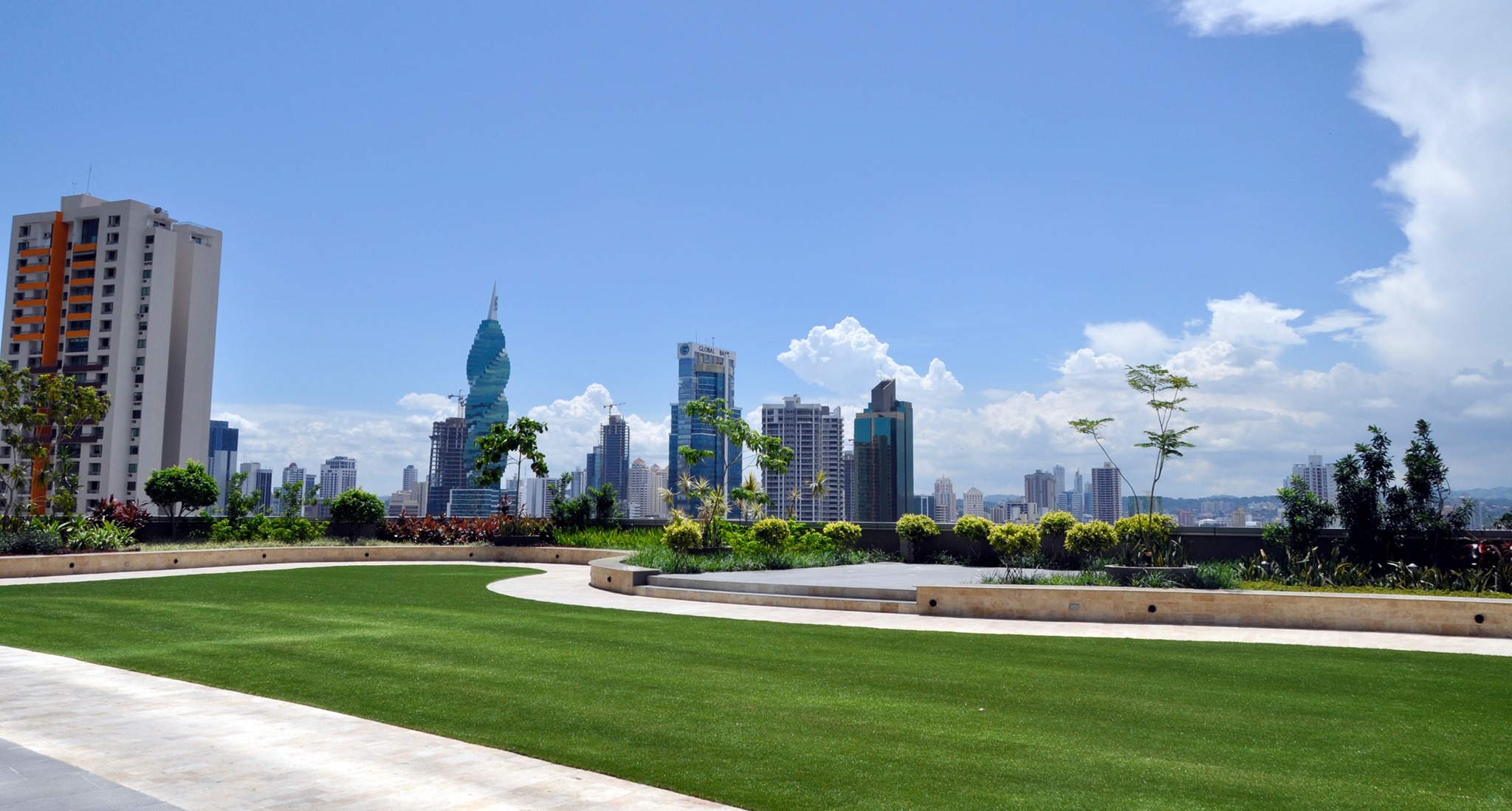 VIP Housing | Bienes Raices y Relocation