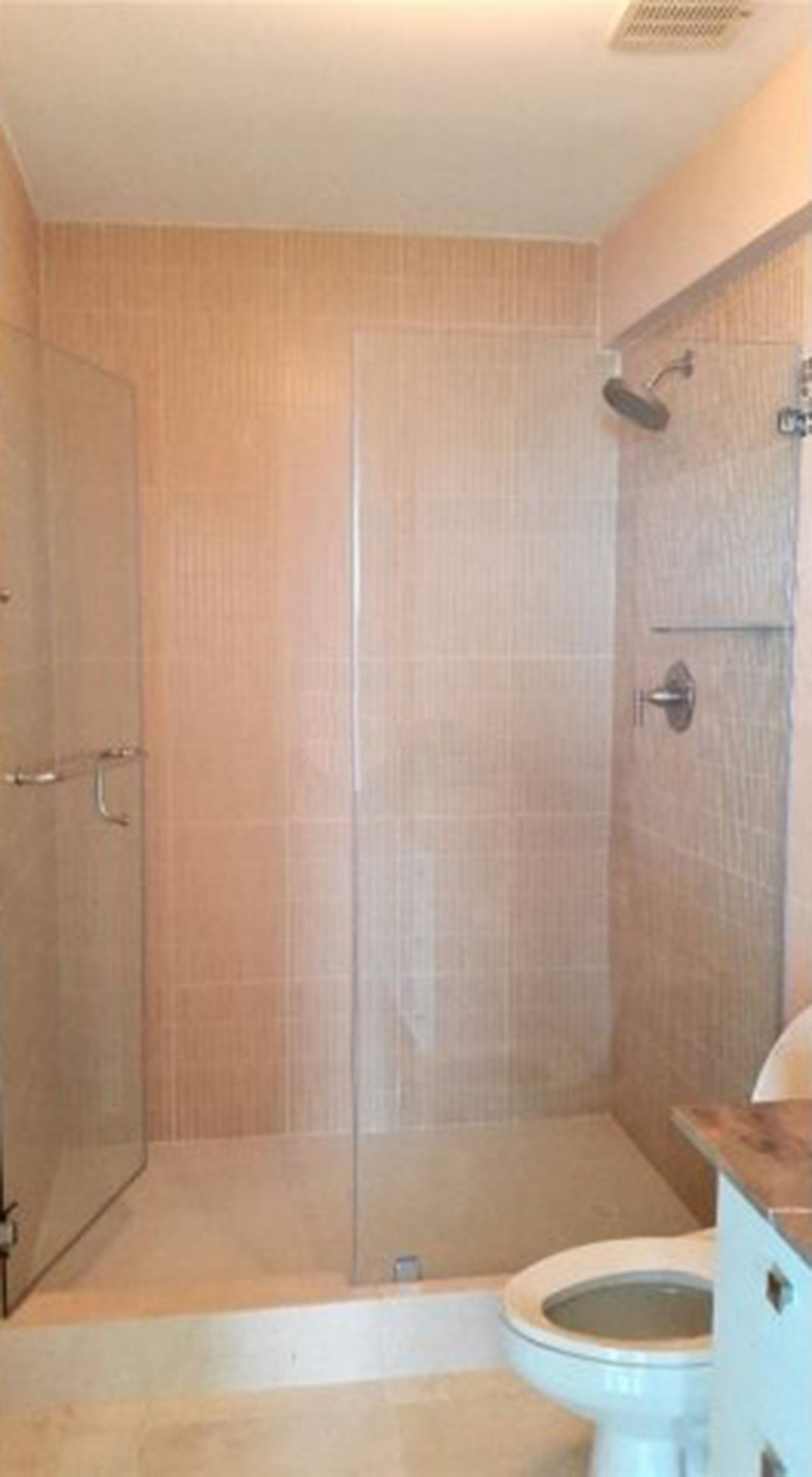 VIP Housing | Bienes Raices y Relocation