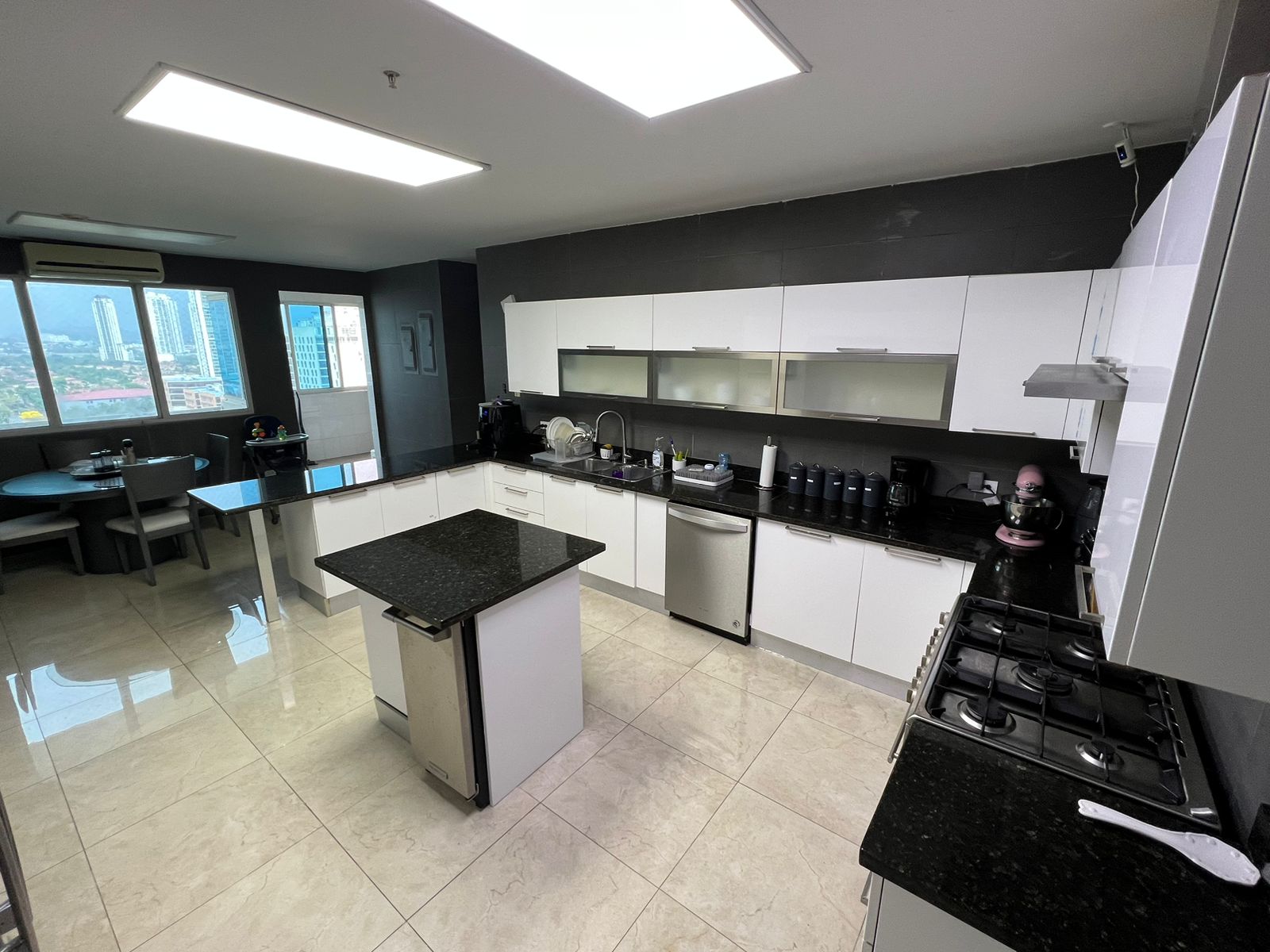 VIP Housing | Bienes Raices y Relocation