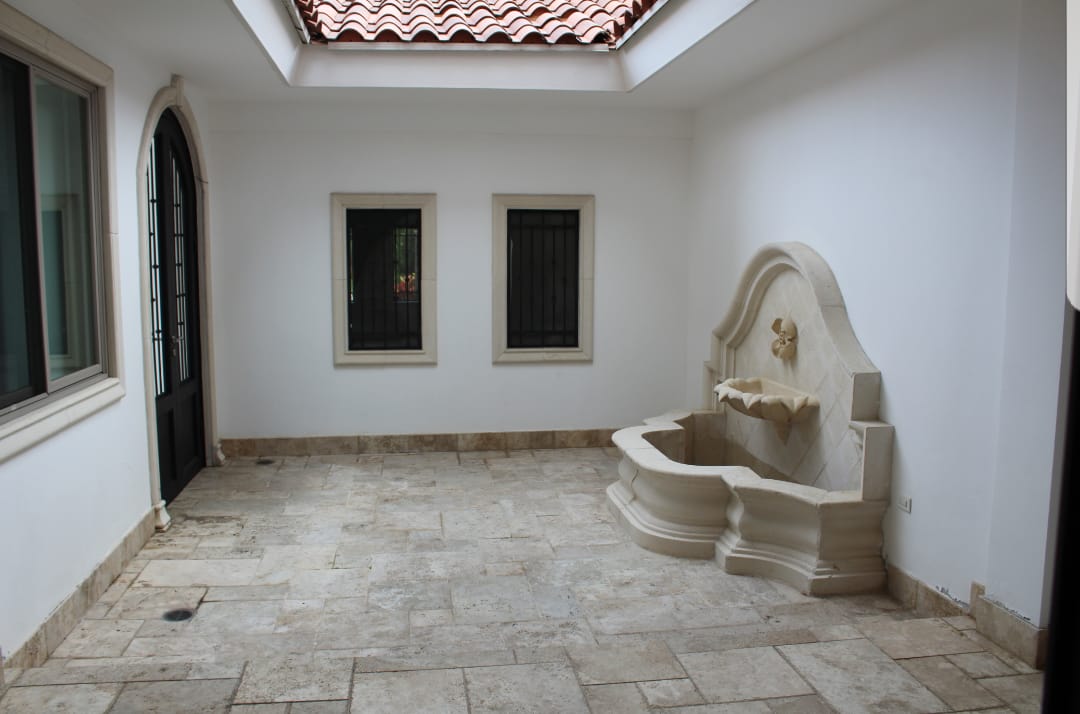 VIP Housing | Bienes Raices y Relocation