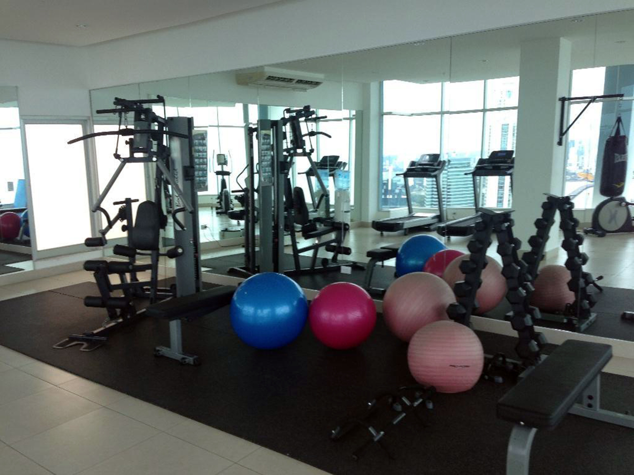 VIP Housing | Bienes Raices y Relocation